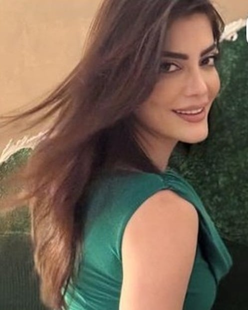 Arya Kaya, atölyesinde